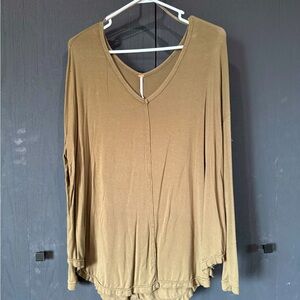 Free People oversized long sleeve blouse - olive green - size small/petite